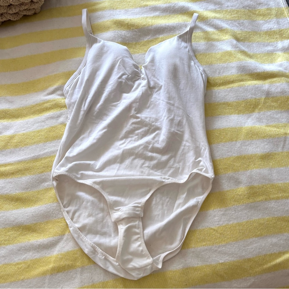 Victoria’s Secret white tank IPEX bodysuit, 34B EUC